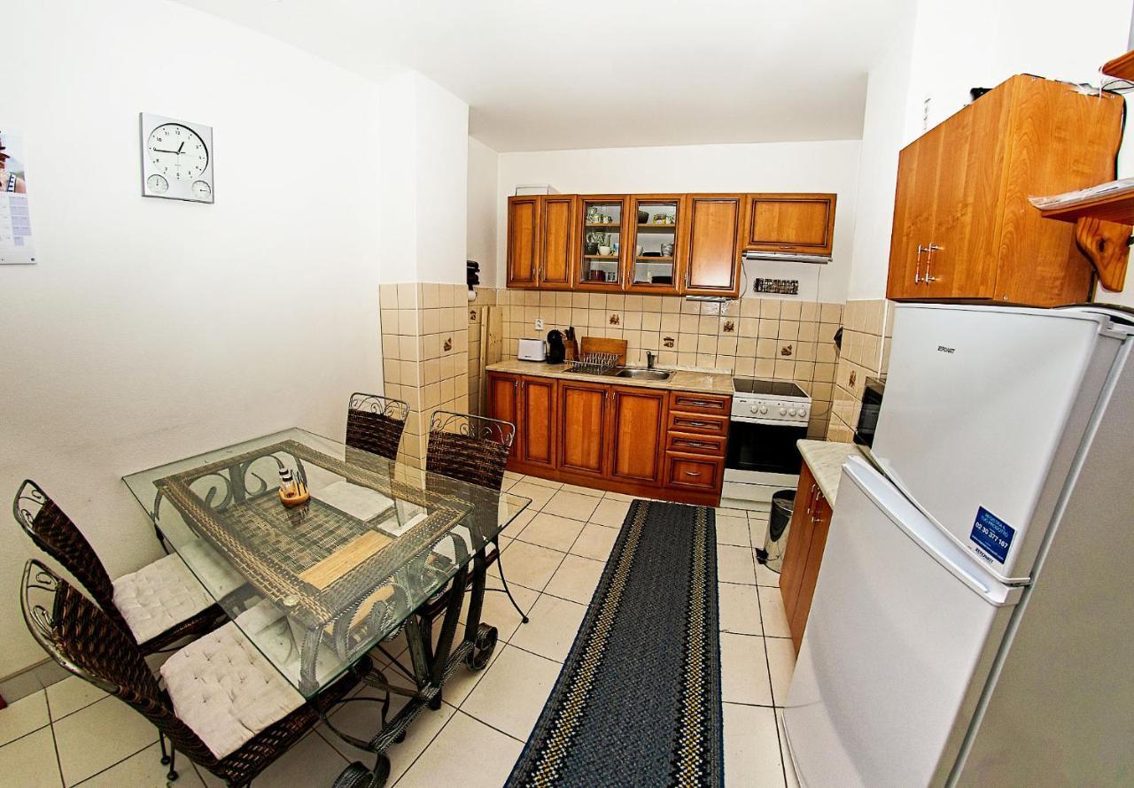 Apartmany Pod Tatrami Vázsec Kültér fotó